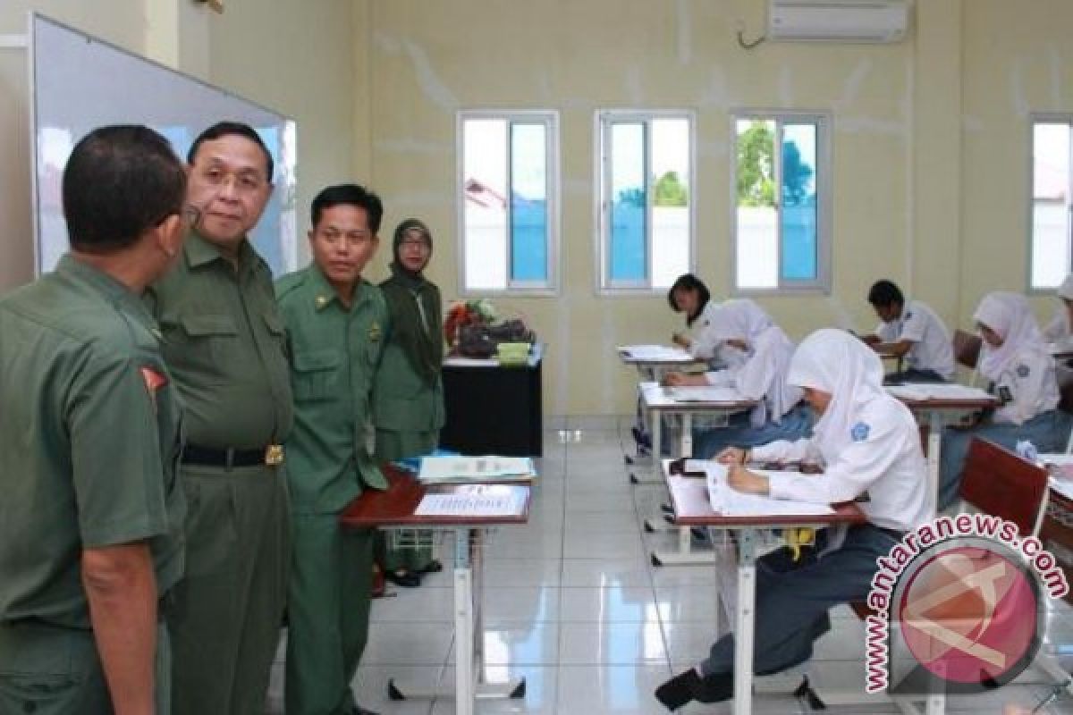 Wali Kota Bontang Sidak Pelaksanaan UN