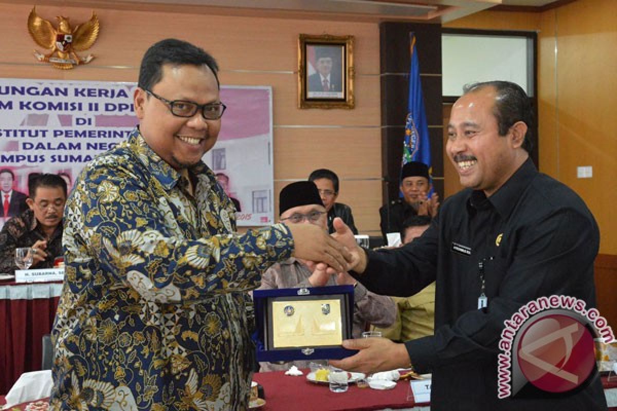 Pertemuan DPR dan IPDN Sumbar hasilkan 5 rekomendasi