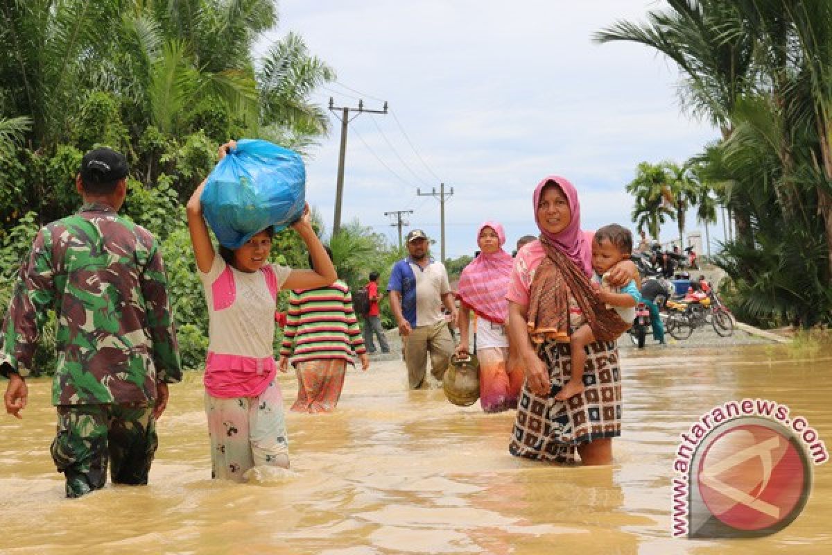 Banjir Luapan Sungai Aceh Barat Meluas