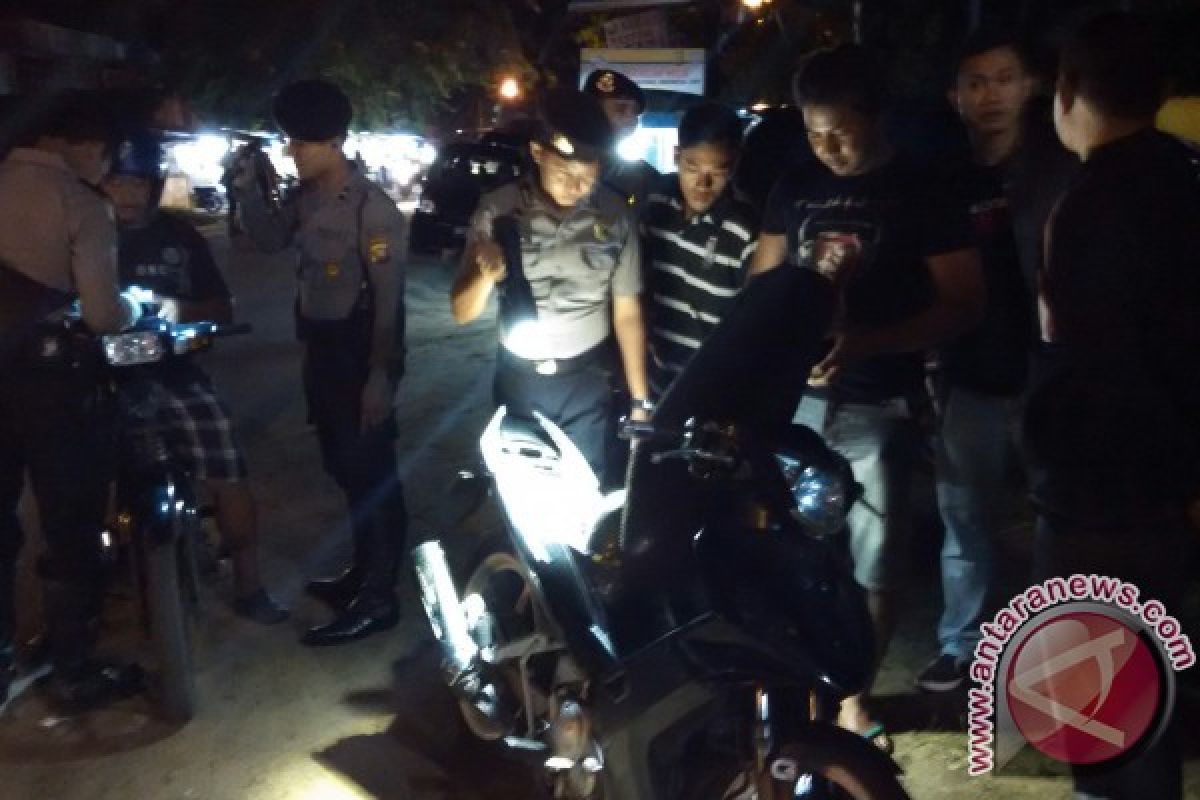 Operasi Simpatik Polres Ketapang Sasar Pengendara Motor 