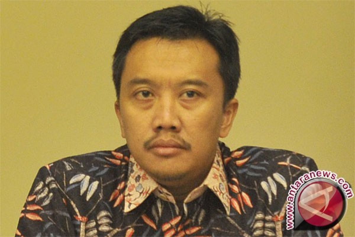 Menpora bekukan PSSI