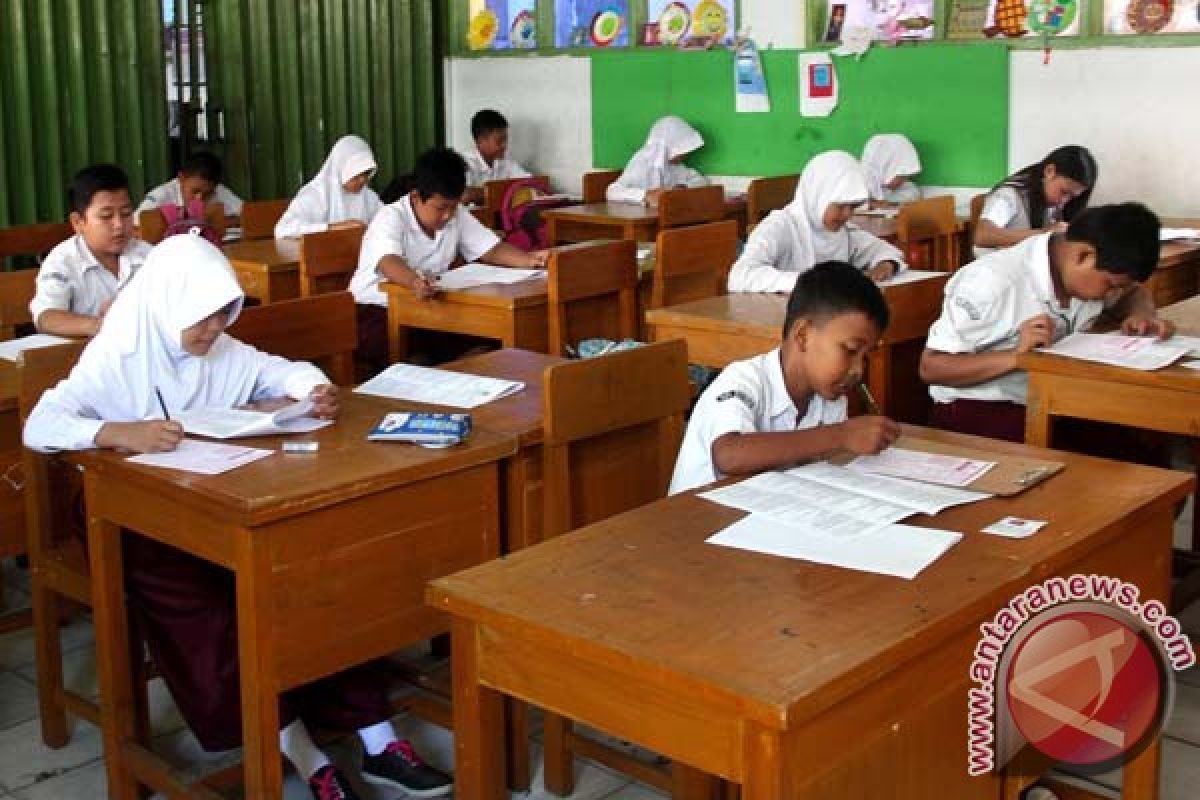 Dinas Pendidikan DKI siap gelar UN SD 2015