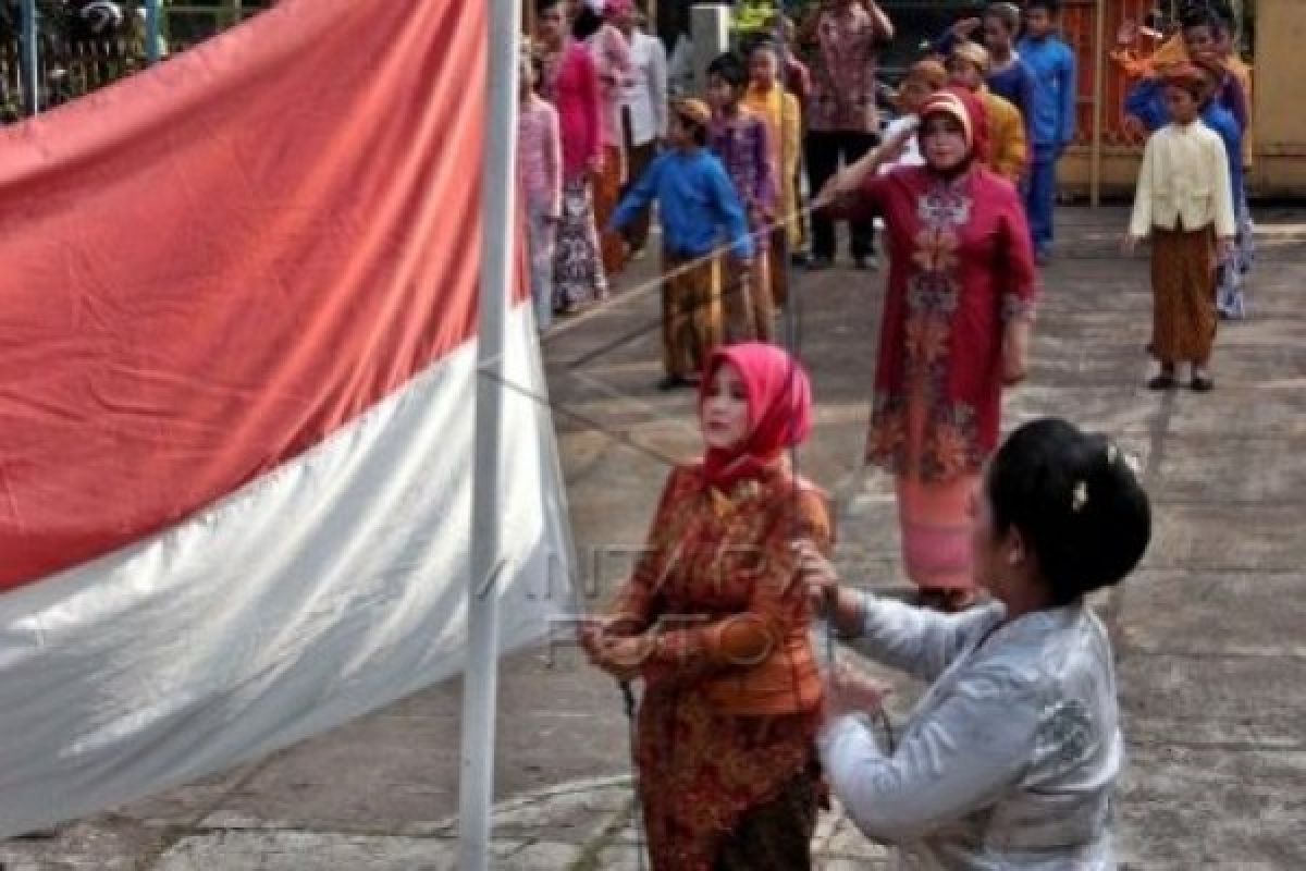 Peringatan Hari Kartini Meriah di London