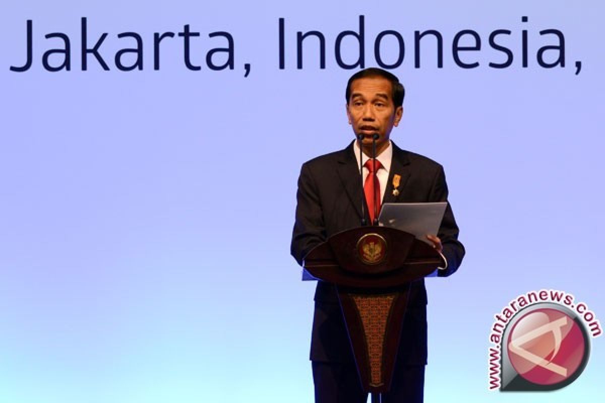 Presiden Pimpin Sidang Pleno Pertama KTT Asia-Afrika