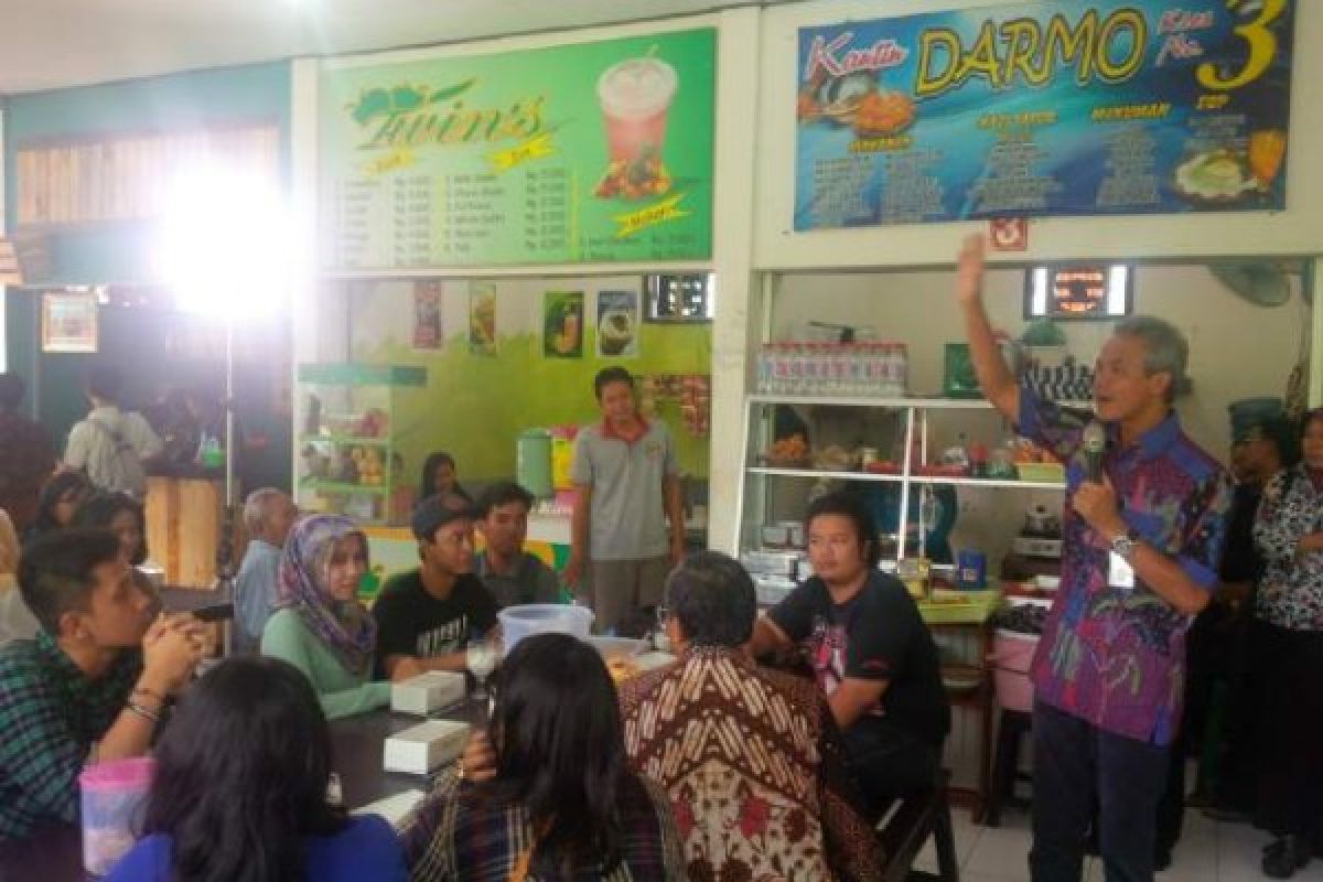 Ganjar Meladeni Debat Terbuka Dengan Mahasiswa UNS
