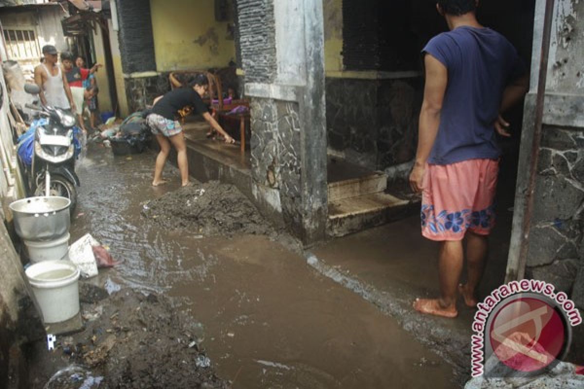 Warga Yogyakarta diminta tetap waspadai luapan sungai