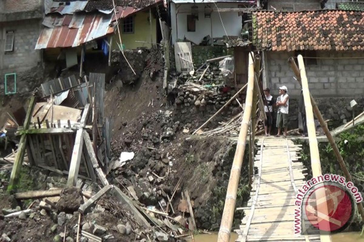 Talud longsor Karangwaru Yogyakarta butuh penanganan lanjutan