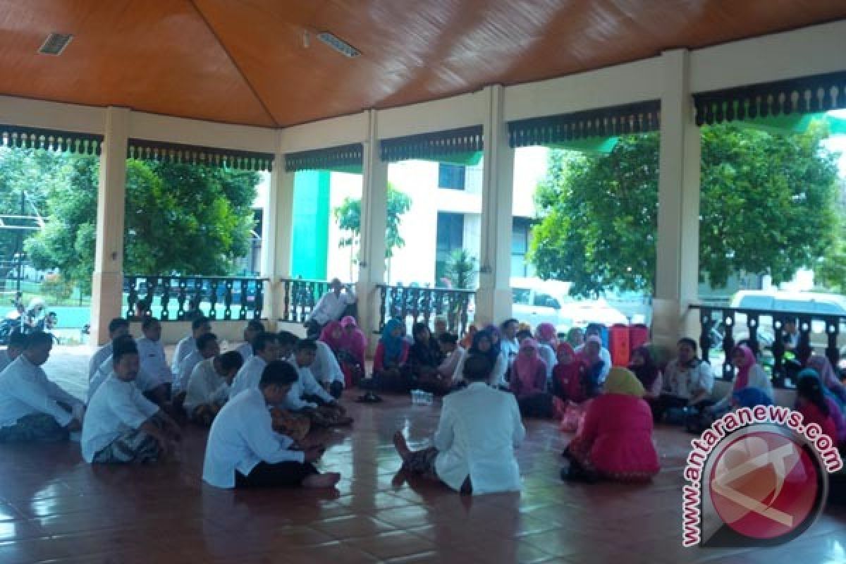 Sekda Bekasi Pindah Kantor Pascakebakaran