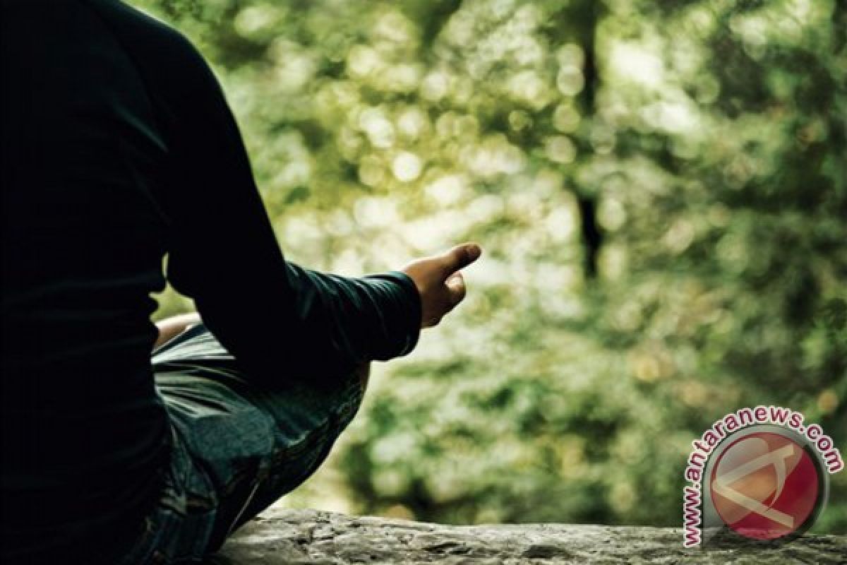  Meditasi Setengah Jam Bantu Redam Stres