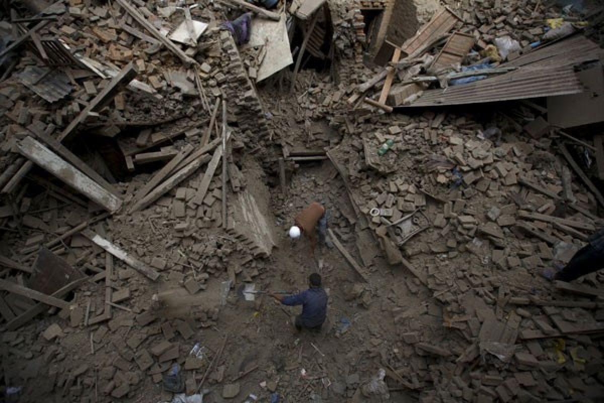 Sebagian korban longsor di Nepal belum ditemukan