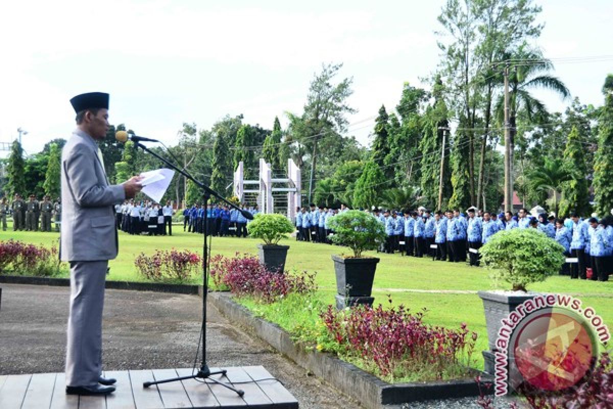 Wabup Bacakan Sambutan Mendiknas di Hari Pendidikan