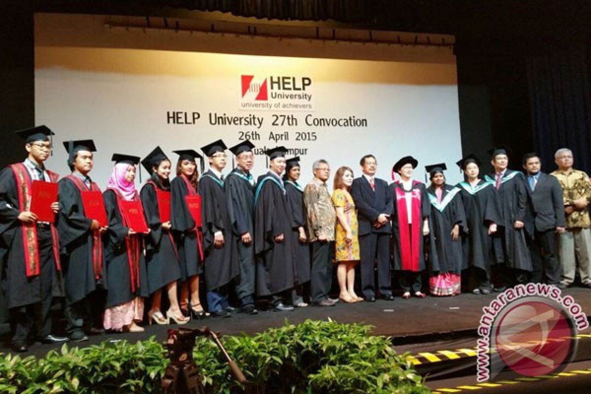 14 Mahasiswa Stikom Bali Diwisuda di Malaysia