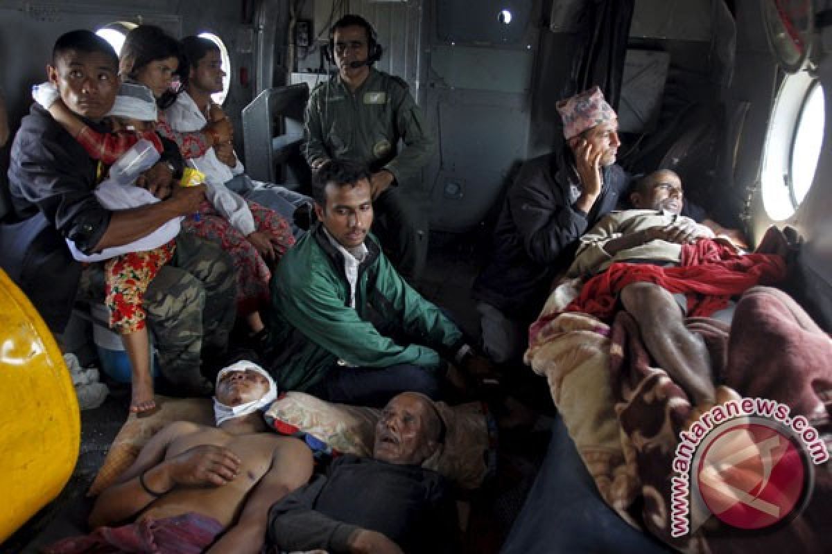Tim dokter Indonesia lakukan operasi pertama di Nepal