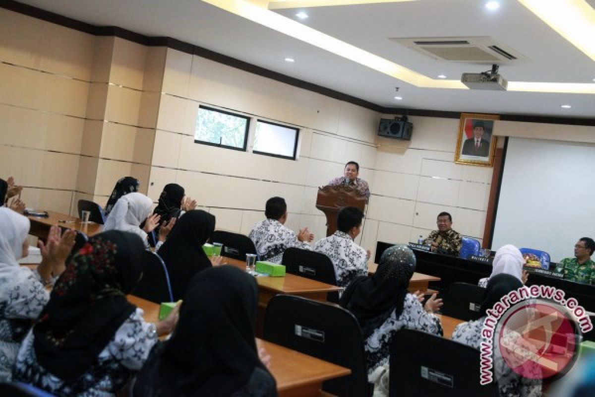 PGRI Harus Siap Bersaing Dengan Guru Asing