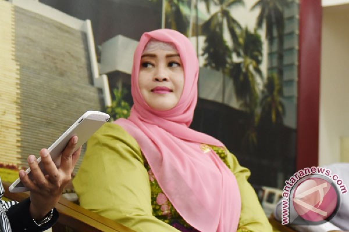 Fahira Idris utus kuasa hukumnya temui penyidik Bareskrim