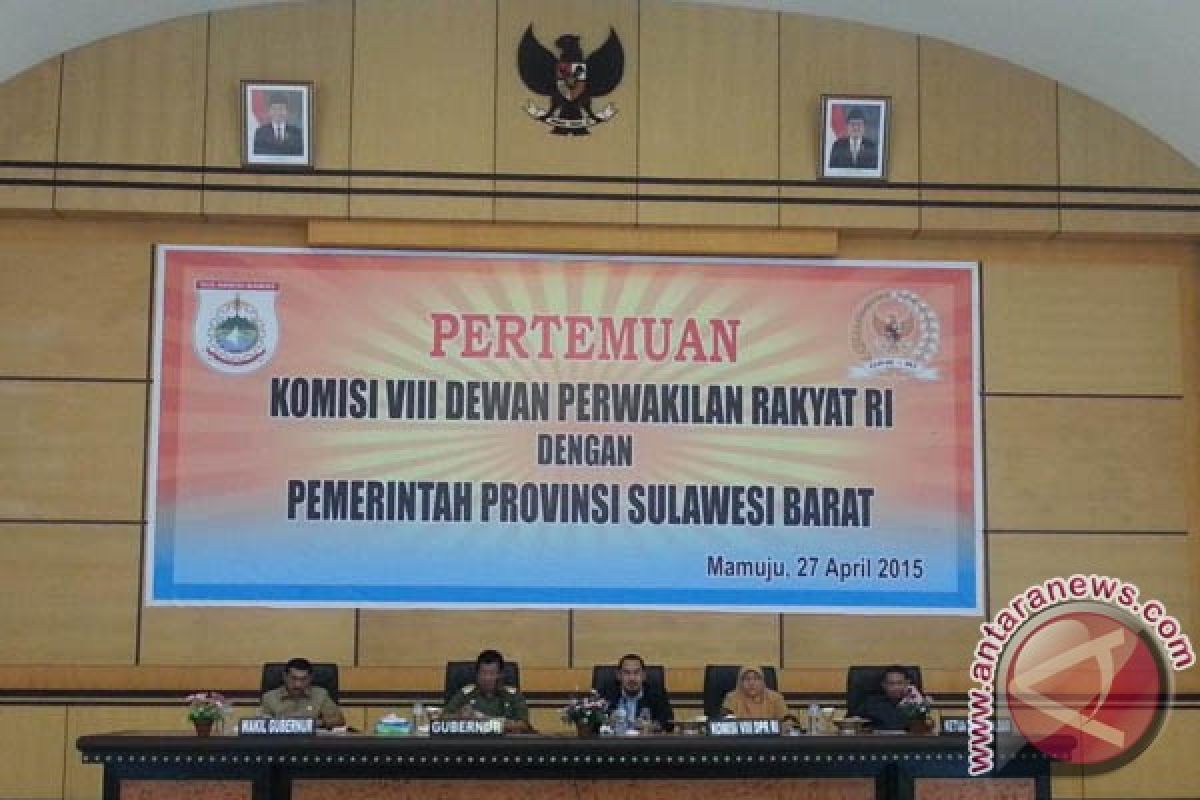 Komisi VIII orong motivasi beragama masyarakat Sulbar 