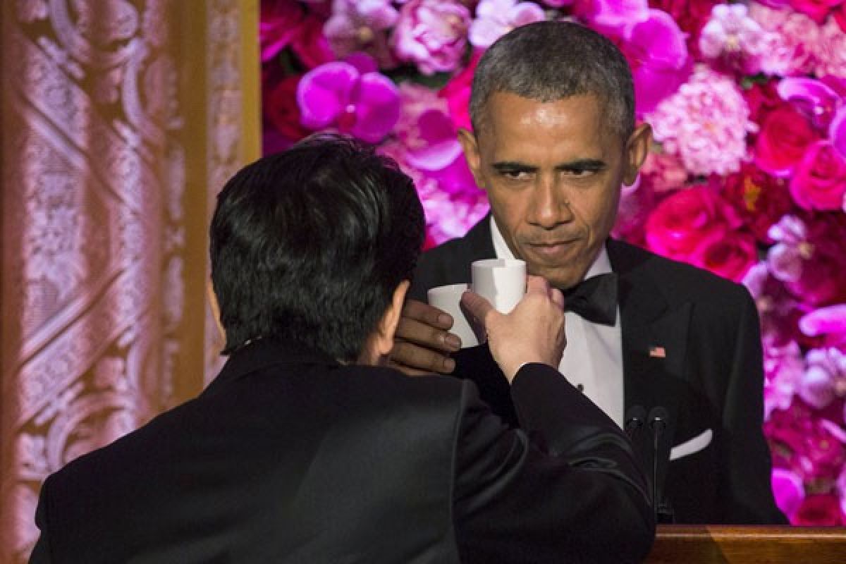 Barrack Obama dan Michelle tampil bergaya sambut PM Jepang