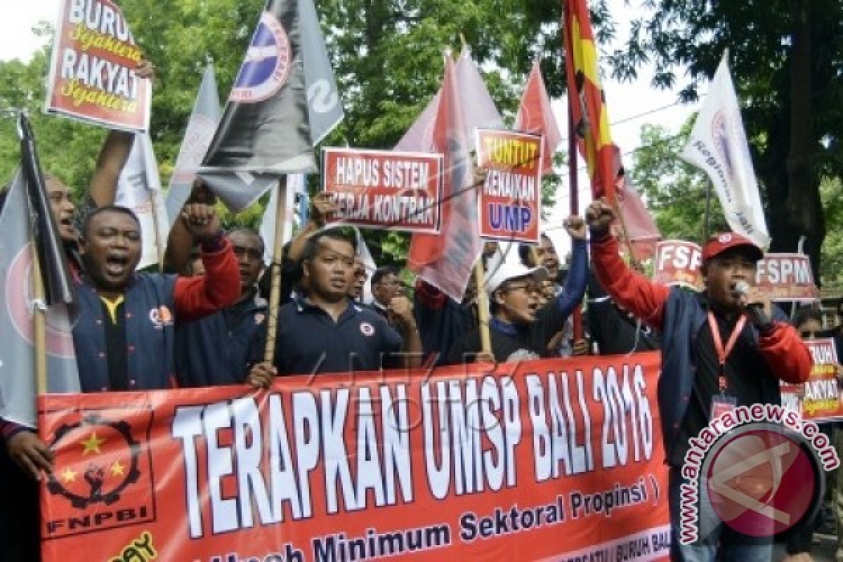 FSPM Gelar Aksi Damai Peringati Hari Buruh