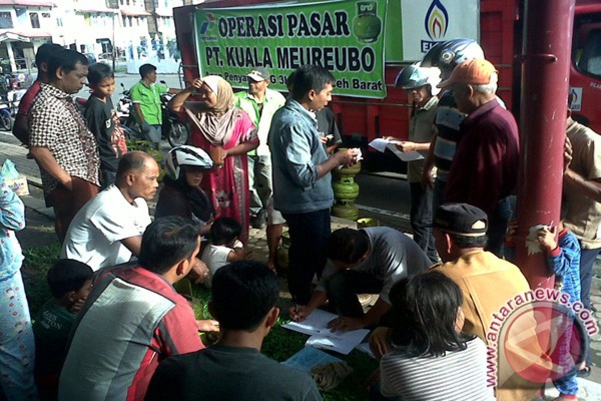 Pertamina Tambah 2.240 Tabung Gas LPG ke Aceh Barat