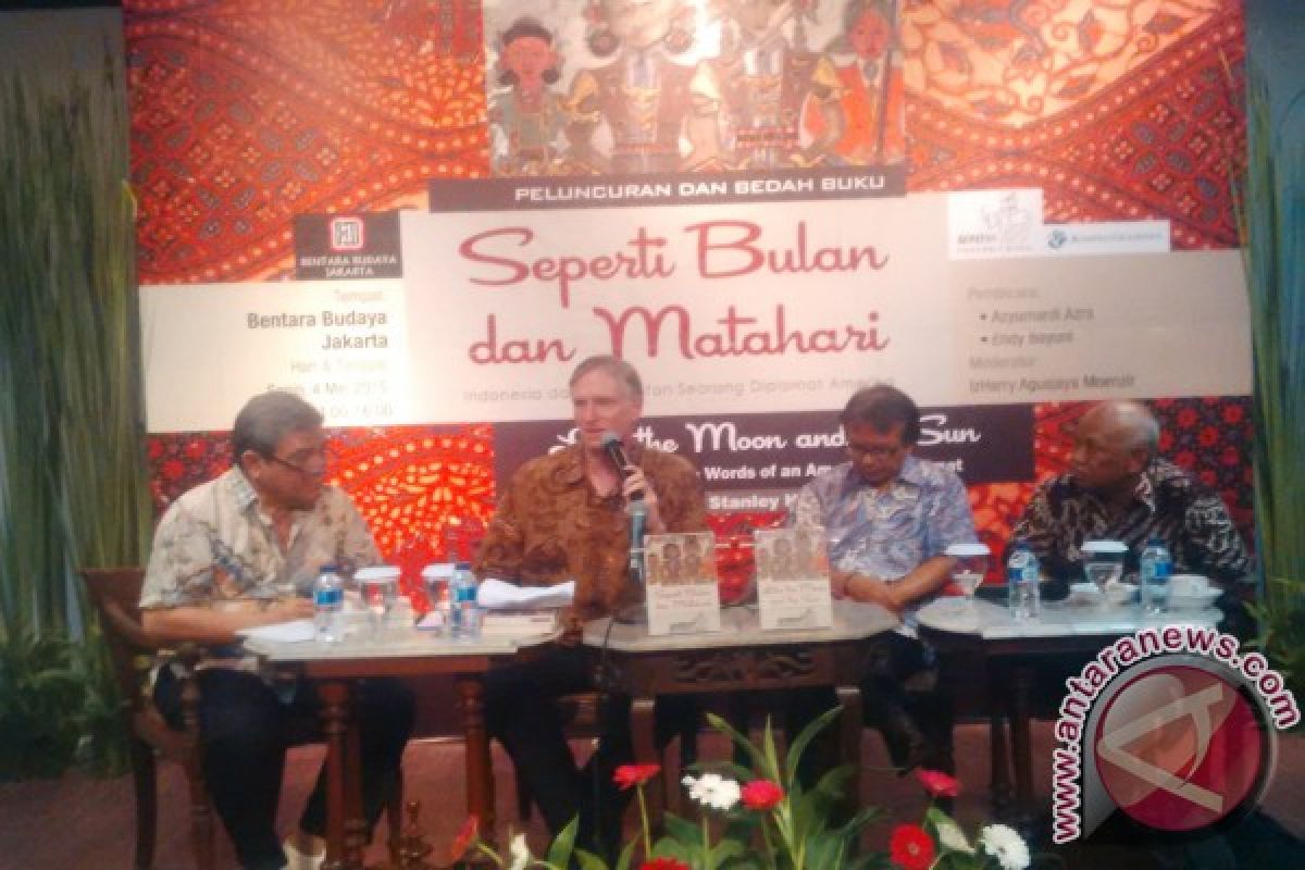 Diplomat Amerika Serikat luncurkan buku tentang Indonesia