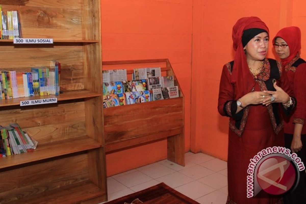 Rumah Pintar  At-Tin Rangsang Anak Rajin Membaca