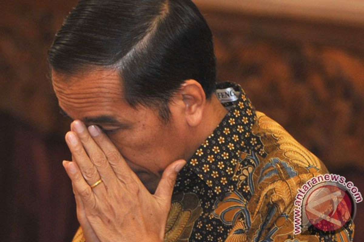 President Jokowi offers condolences to victims of crashed Hercules