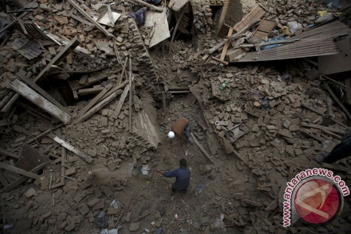  Korban jiwa akibat gempa Nepal capai 7.365