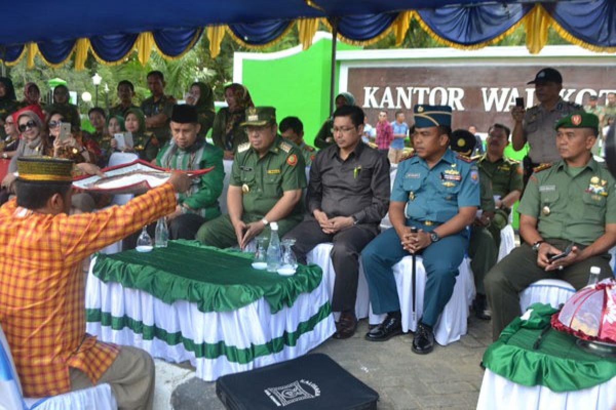 20 Paguyuban Budaya Ramaikan HUT Ke-184 Kendari