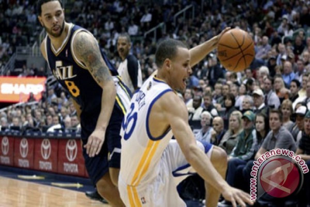 Stephen Curry terpilih sebagai pemain terbaik NBA