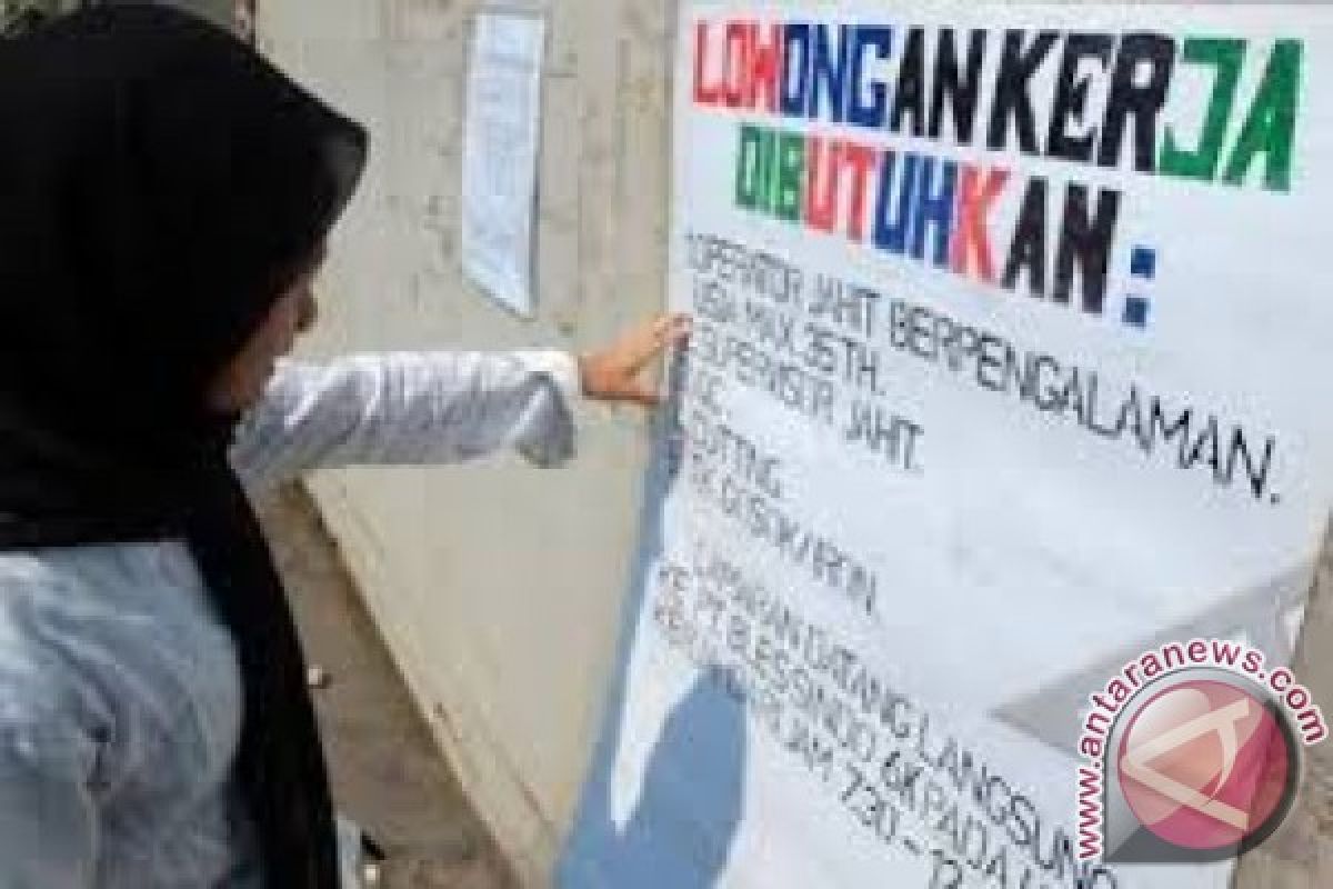 120.126 orang penduduk NTB masih menganggur