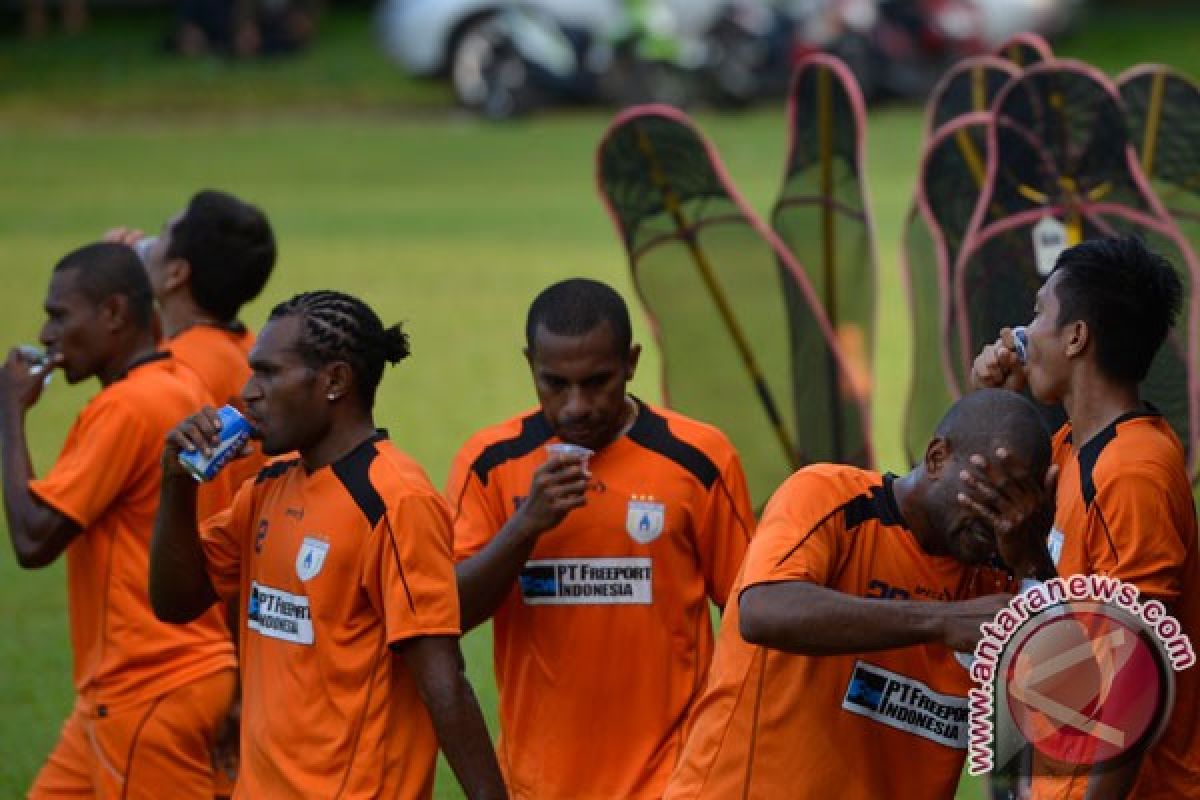 Pemain Persipura berharap AFC jadwal ulang laga lawan Pahang