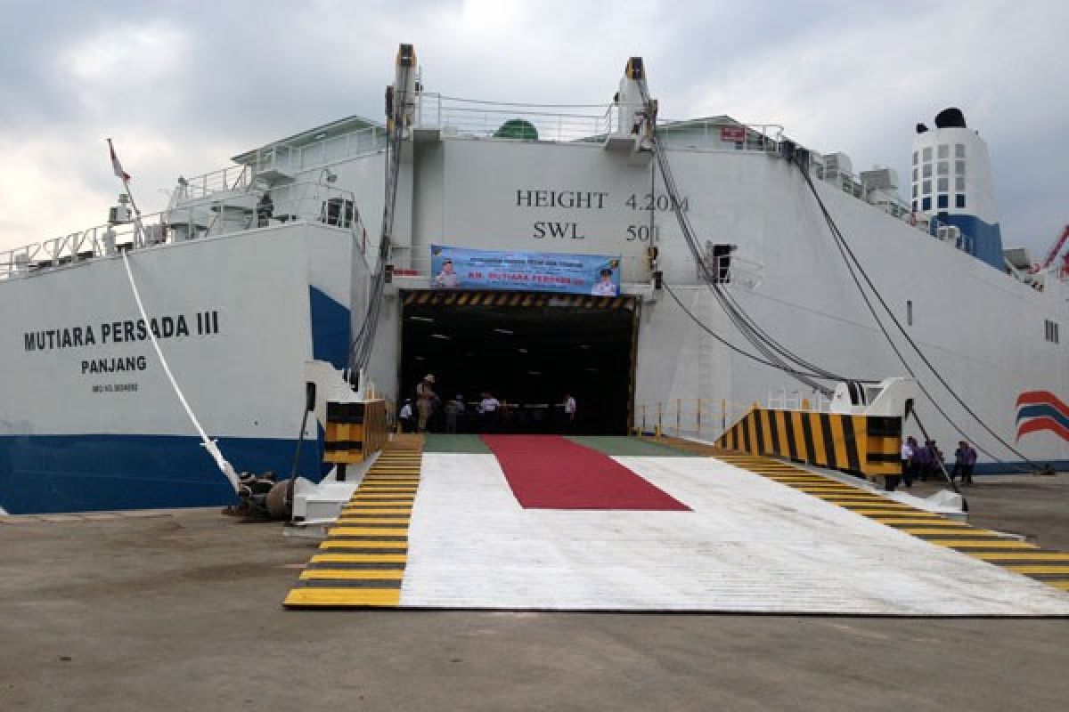 Sopir Truk Enggan Gunakan Tol Laut Bandarlampung-Surabaya