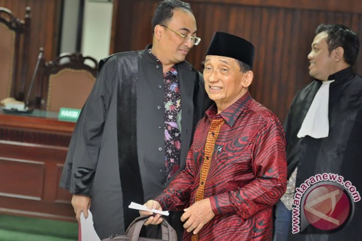 Fuad Amin diminta hakim jaga kesehatan