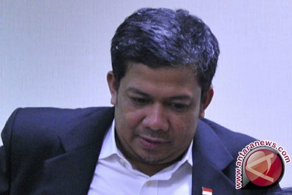 Fahri Hamzah Desak Lima Pimpinan PKS Mundur