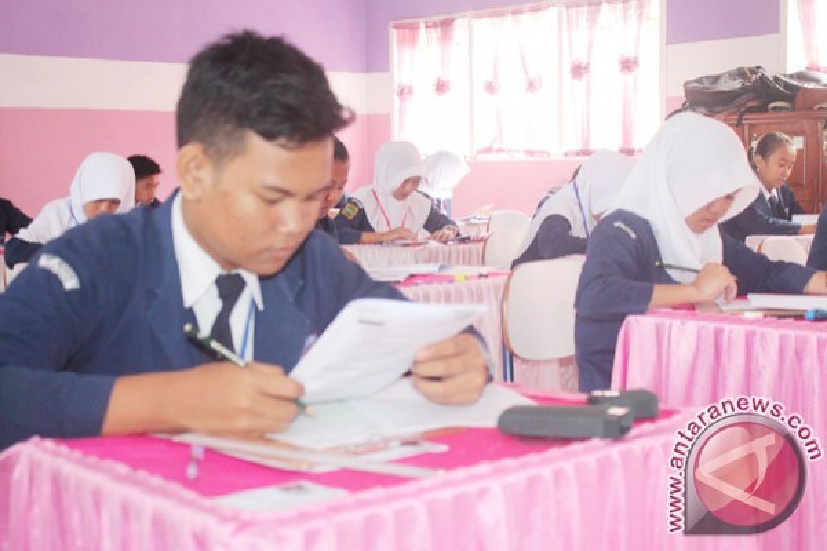 Jumlah peserta UN SMP Rejanglebong 4.153 siswa