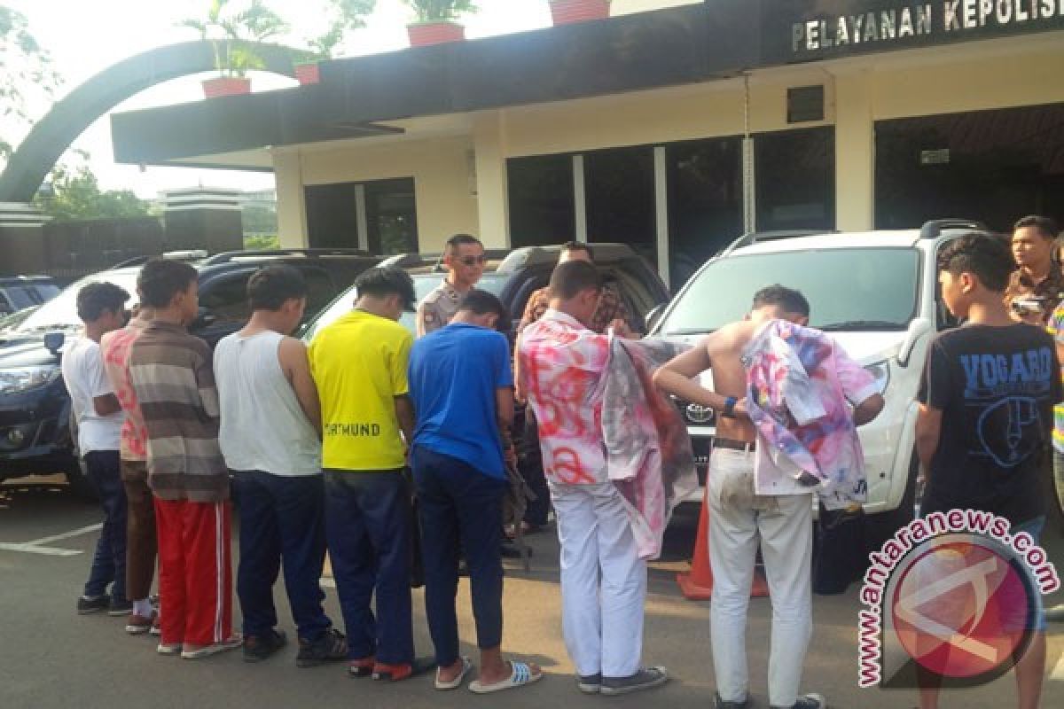 Polresta Bekasi Tangkap Pelajar Pelaku Coret-coret Pasca-UN