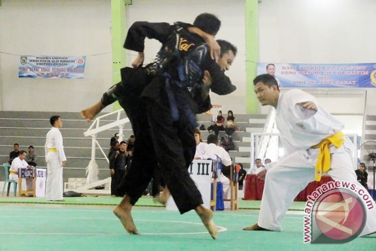 Pesilat Pesisir Selatan Boyong Tiga Medali Kejurnas