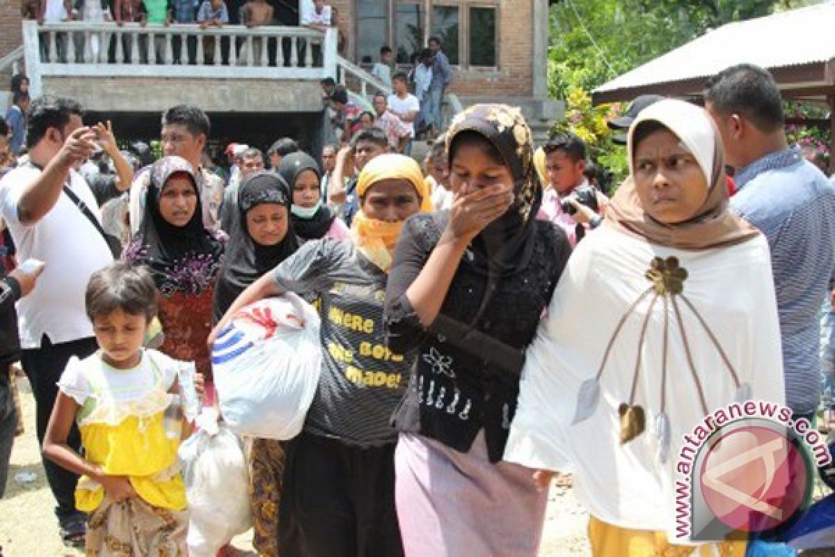 150 Myanmar Citizens Stranded in Aceh Waters