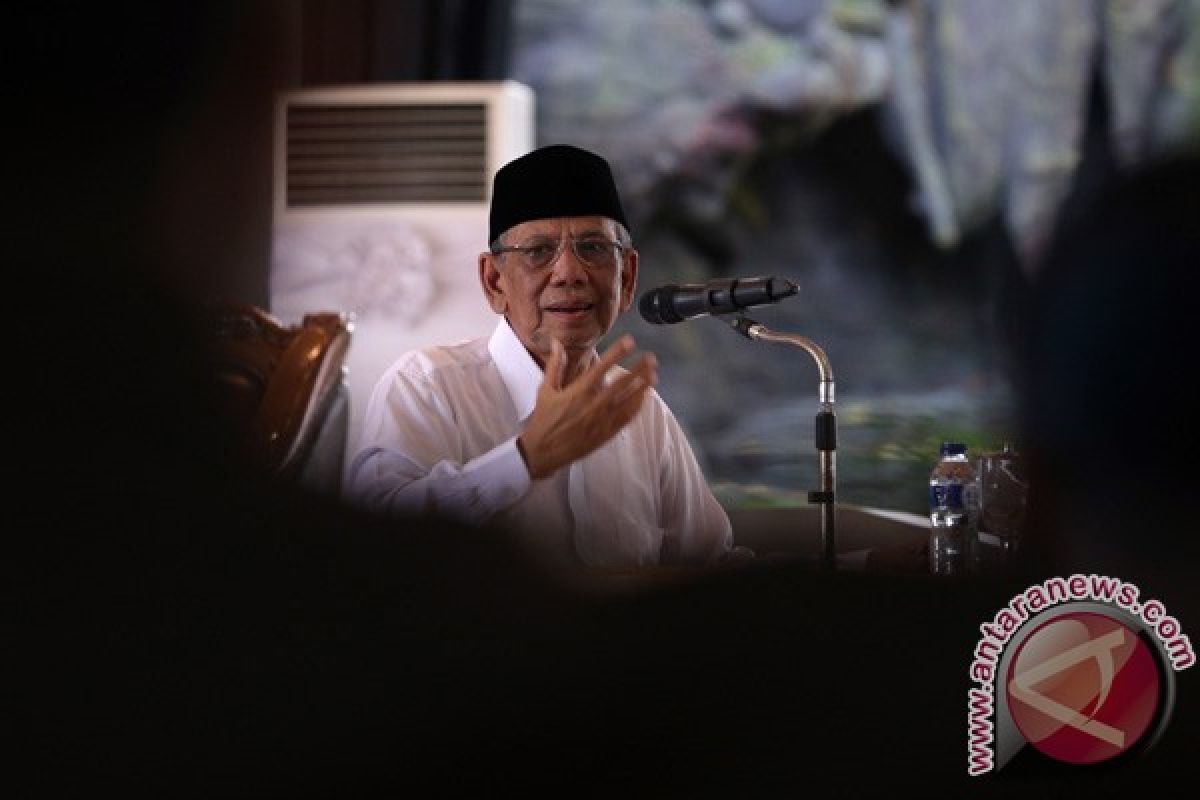 KH Hasyim Muzadi Wafat   