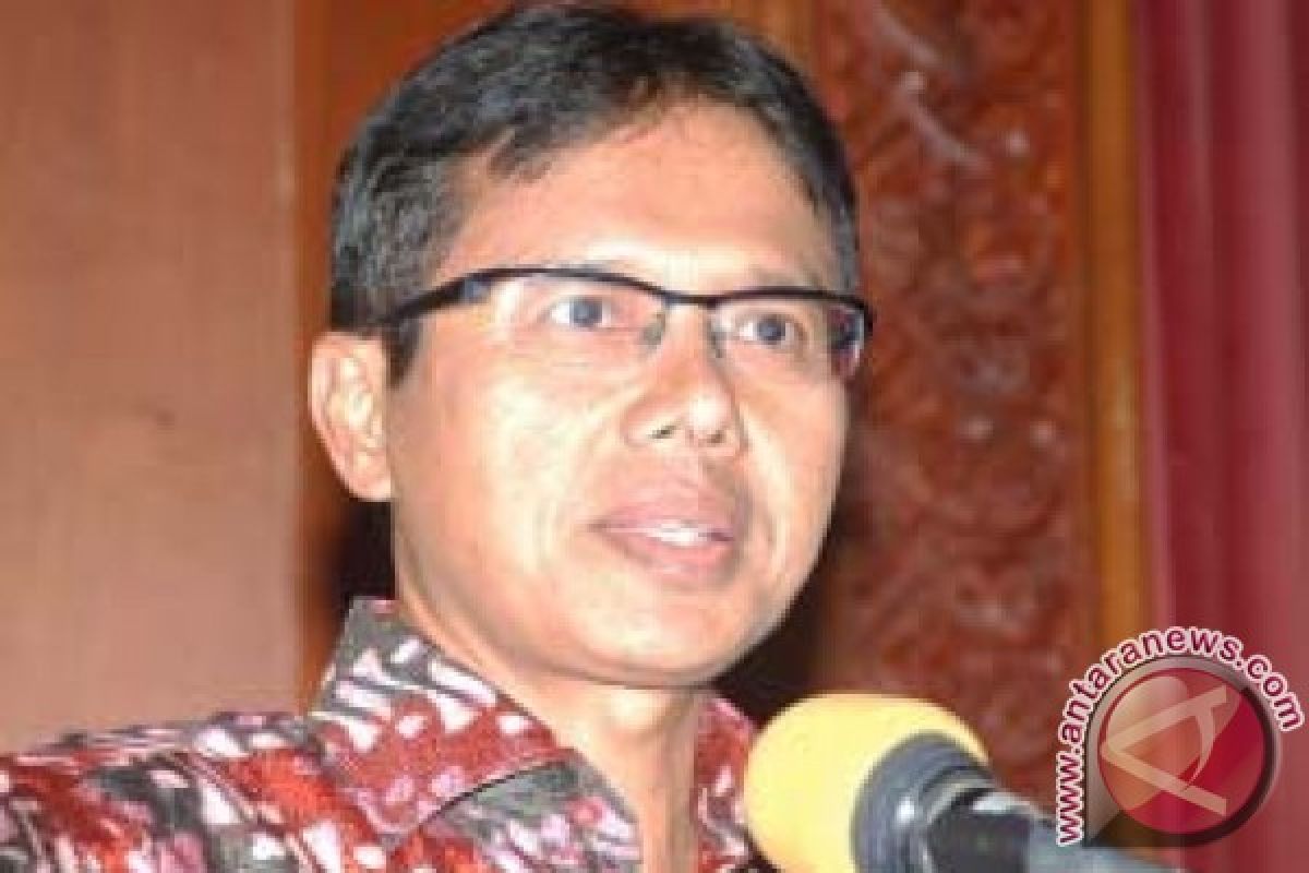 Gubernur Sumbar Adukan Hakim PTUN Padang ke Komisi Yudisial