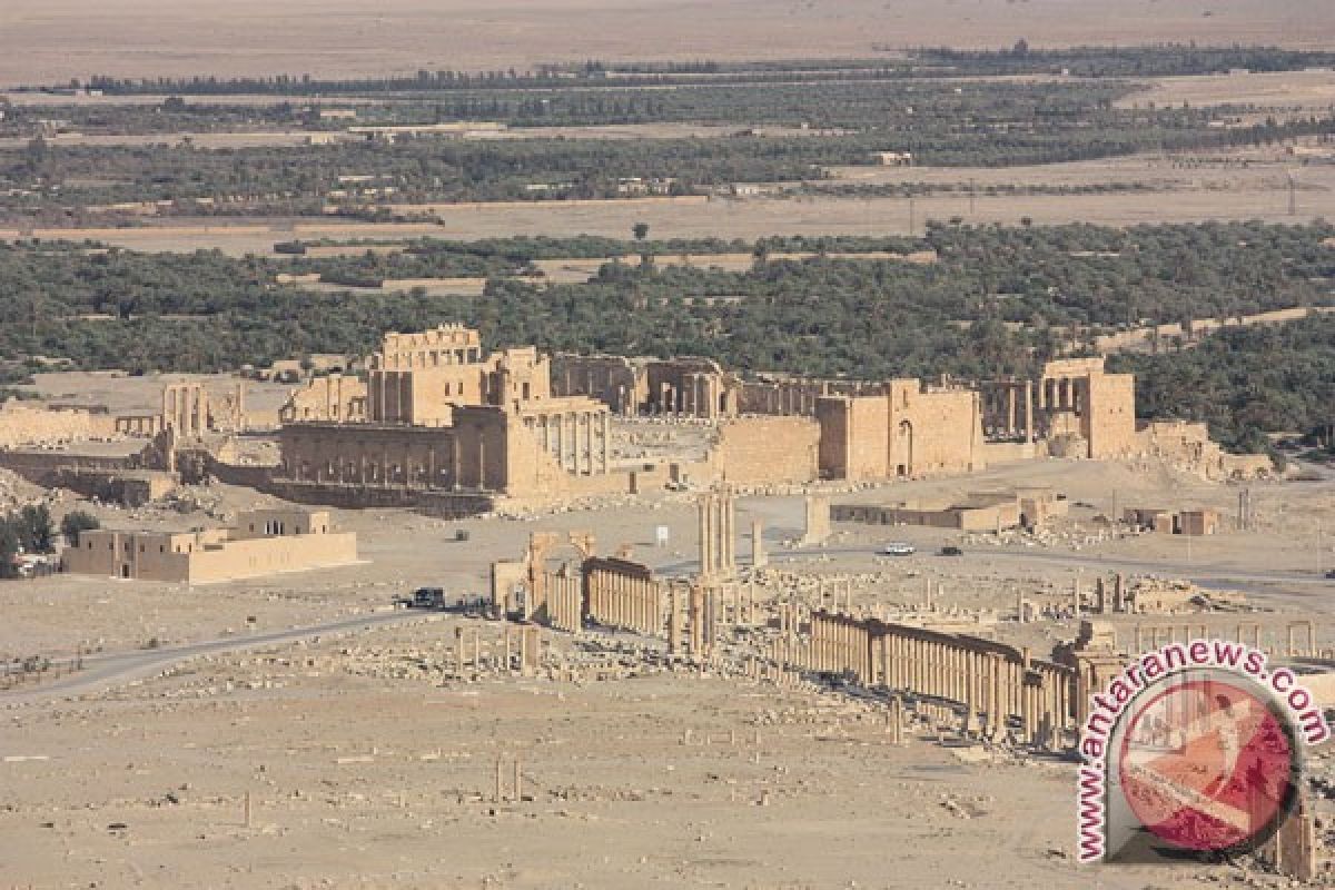 ISIS hancurkan gerbang kota kuno Palmyra di Suriah