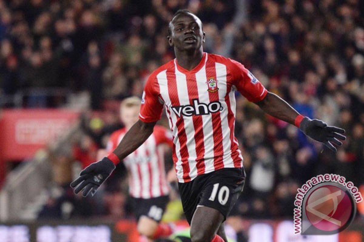 Mane trigol Southampton gulung City 4-2