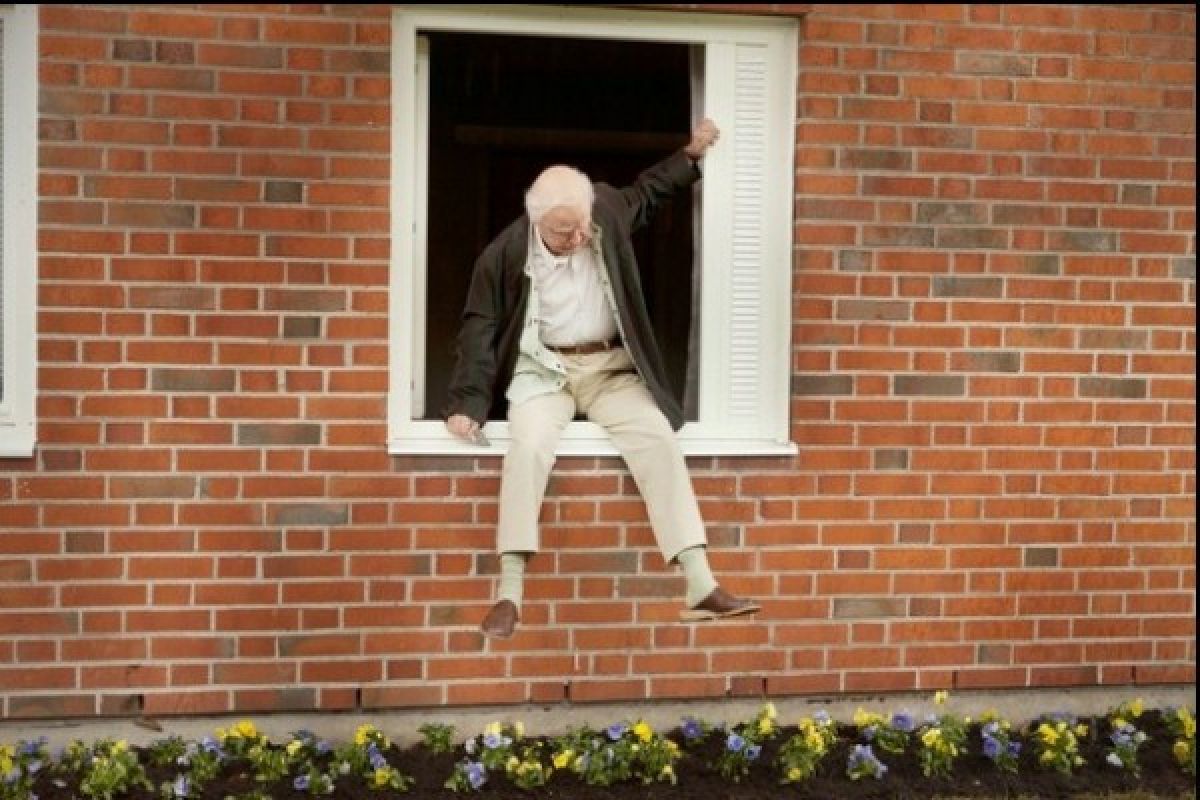 Petualangan si jompo dalam The Hundred-Year-Old Man Who Climbed Out the Window and Disappeared