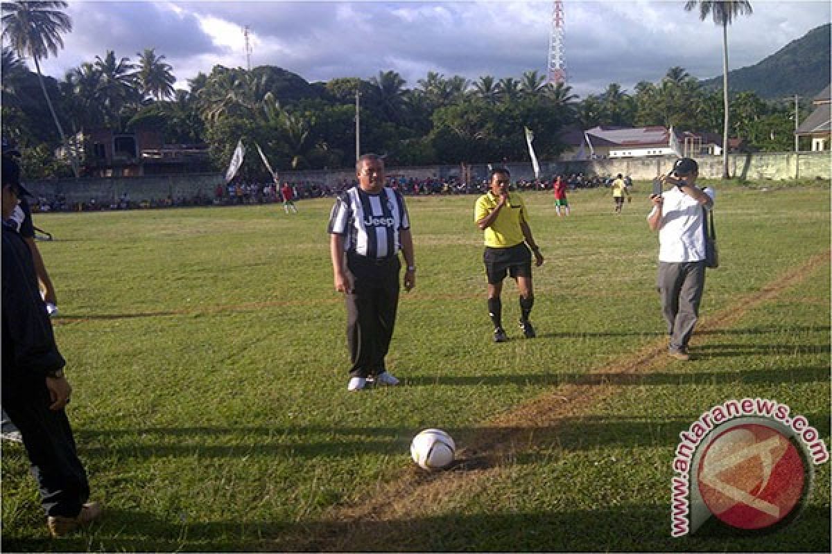 Bupati Aceh Selatan Buka Turnamen Meukek Super Liga U 23