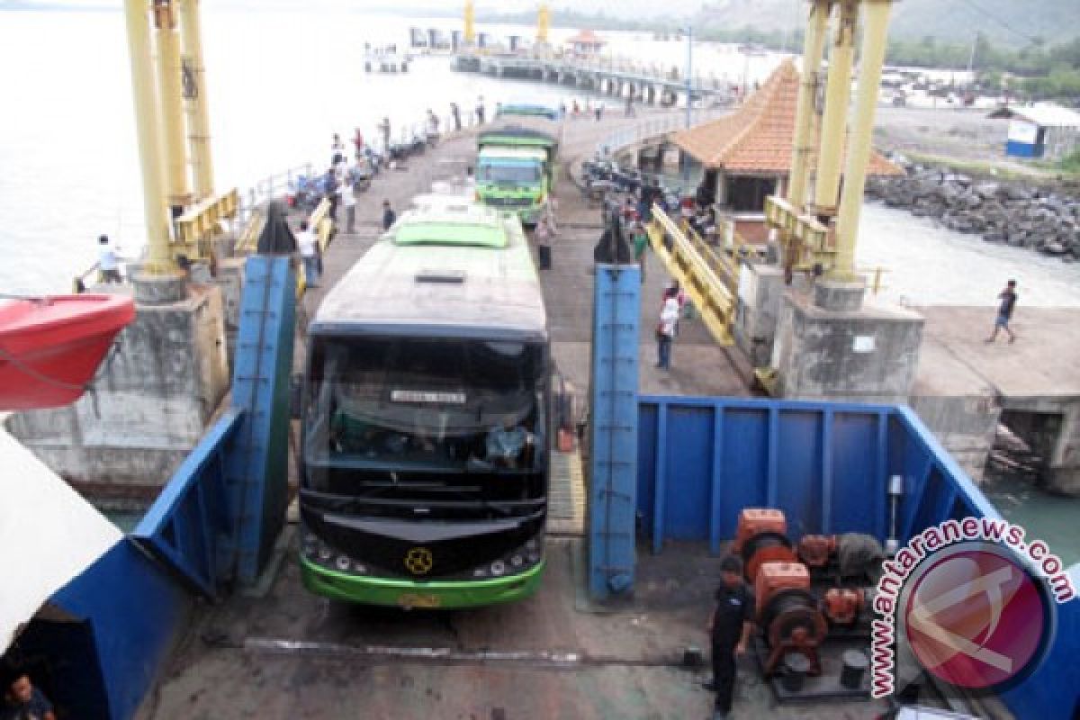 Bus Sumatera-Jawa Penuh Selama Kabut Asap