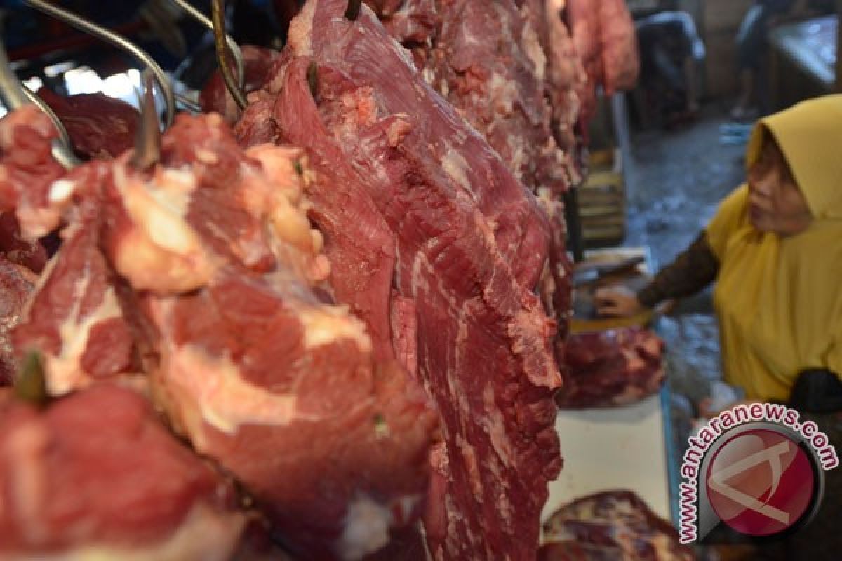 Distan DIY imbau pedagang tidak jual daging  impor
