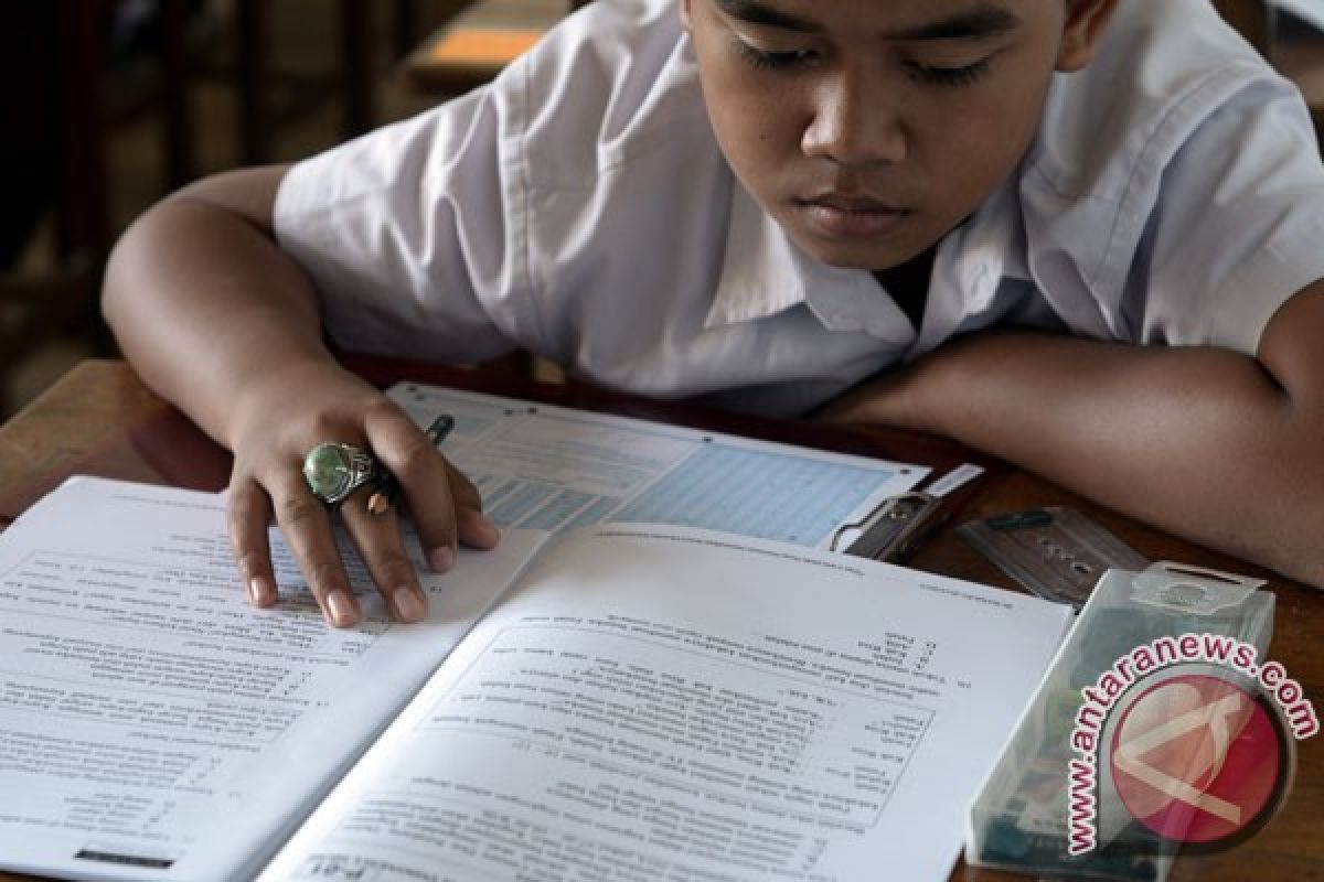 Bekasi kucurkan Rp4,9 miliar untuk subsidi murid Madrasah