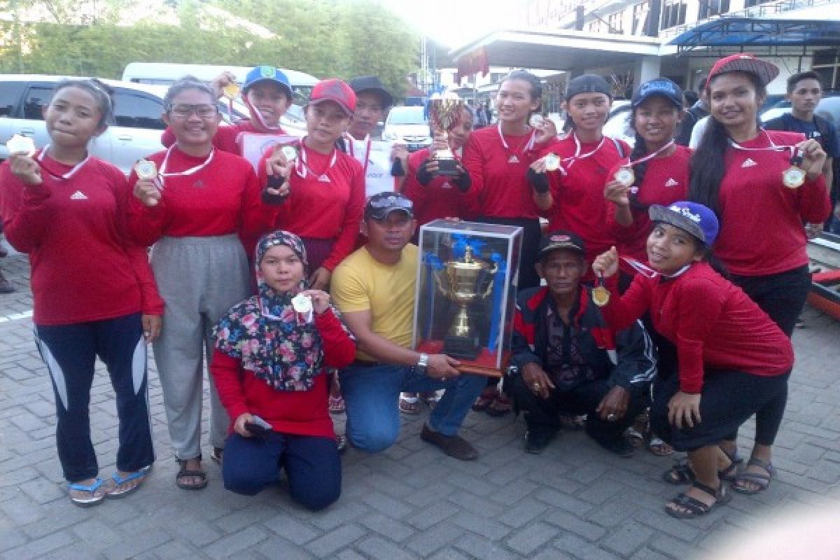 Tim Dragon Boat Putri Melawi Raih Juara 1 