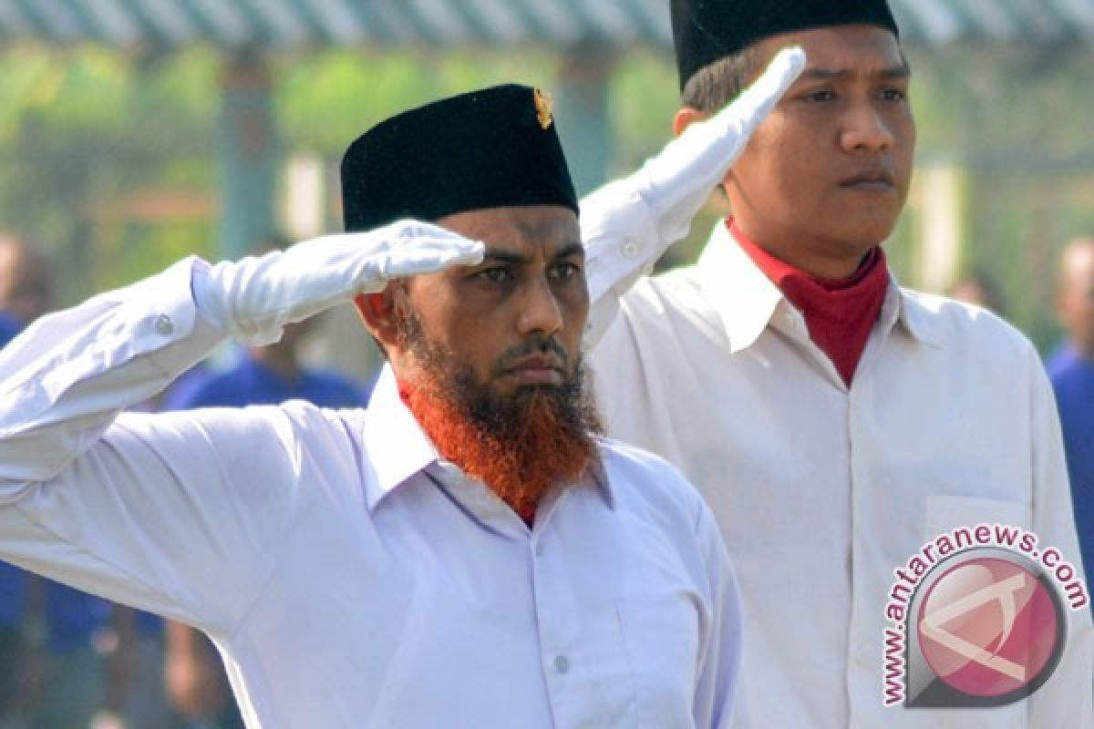 Umar Patek jadi pengibar Merah Putih