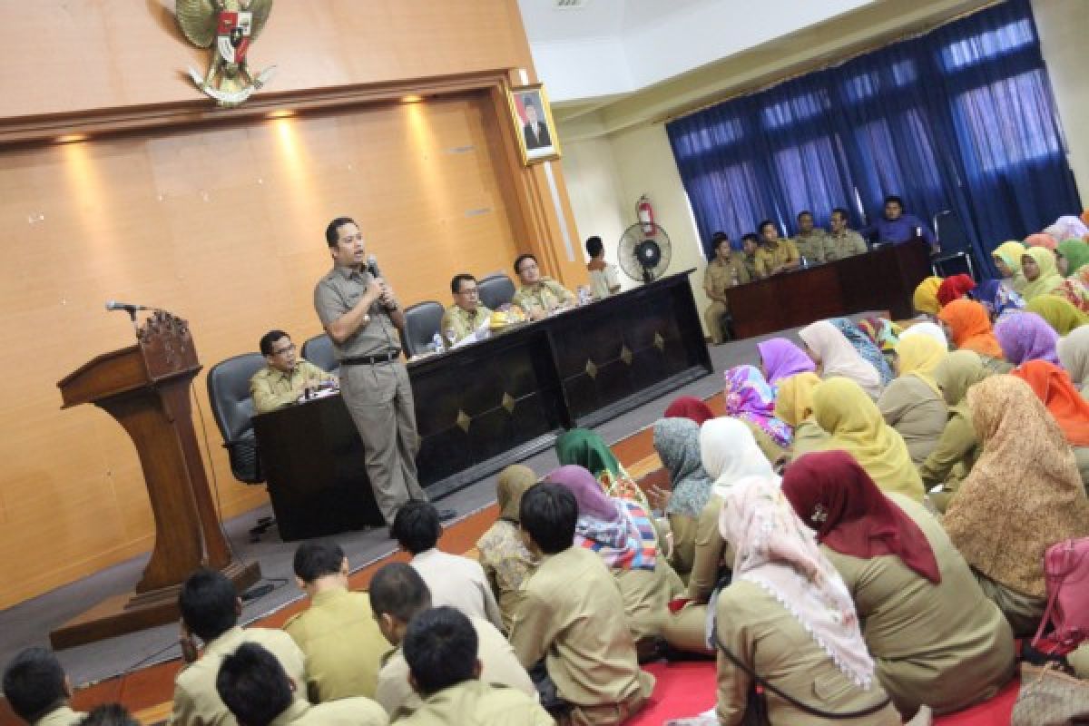 Arief: Keterbatasan Pegawai Bukan Alasan Pelayanan Menurun